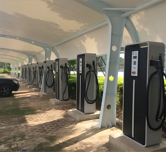 Solar and AC To DC Charging Pile